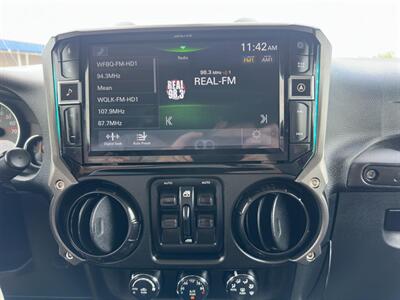 2017 Jeep Wrangler Unlimited Rubicon Recon - Photo 23 - Indianapolis, IN 46234