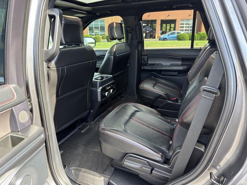 2020 Ford Expedition Limited - Photo 11 - Indianapolis, IN 46234