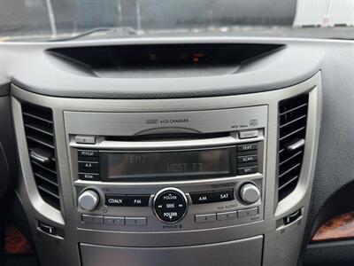 2010 Subaru Outback 2.5i Limited   - Photo 22 - Indianapolis, IN 46234