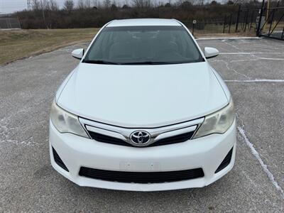 2014 Toyota Camry LE   - Photo 2 - Indianapolis, IN 46234