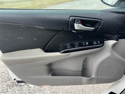 2014 Toyota Camry LE   - Photo 18 - Indianapolis, IN 46234