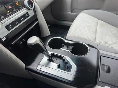 2014 Toyota Camry LE   - Photo 17 - Indianapolis, IN 46234