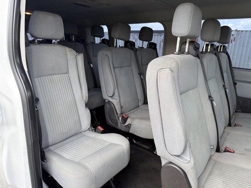 2015 Ford Transit 350 XL - Photo 13 - Indianapolis, IN 46234