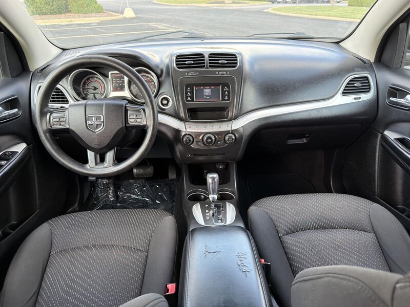 2017 Dodge Journey SXT - Photo 8 - Indianapolis, IN 46234