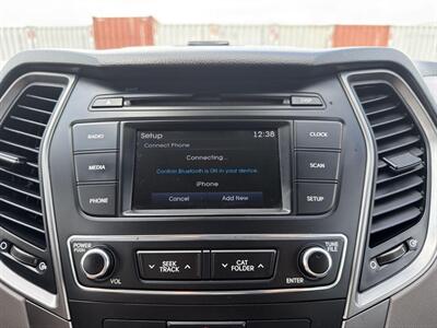2017 Hyundai SANTA FE Sport 2.4L - Photo 25 - Indianapolis, IN 46234