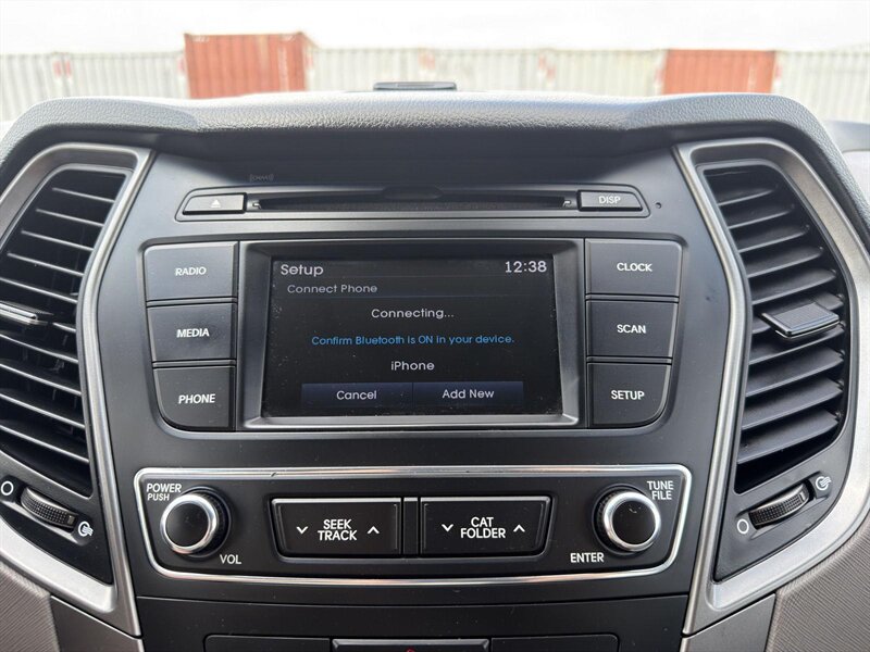 2017 Hyundai SANTA FE Sport 2.4L - Photo 25 - Indianapolis, IN 46234