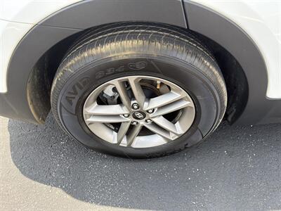 2017 Hyundai SANTA FE Sport 2.4L - Photo 36 - Indianapolis, IN 46234