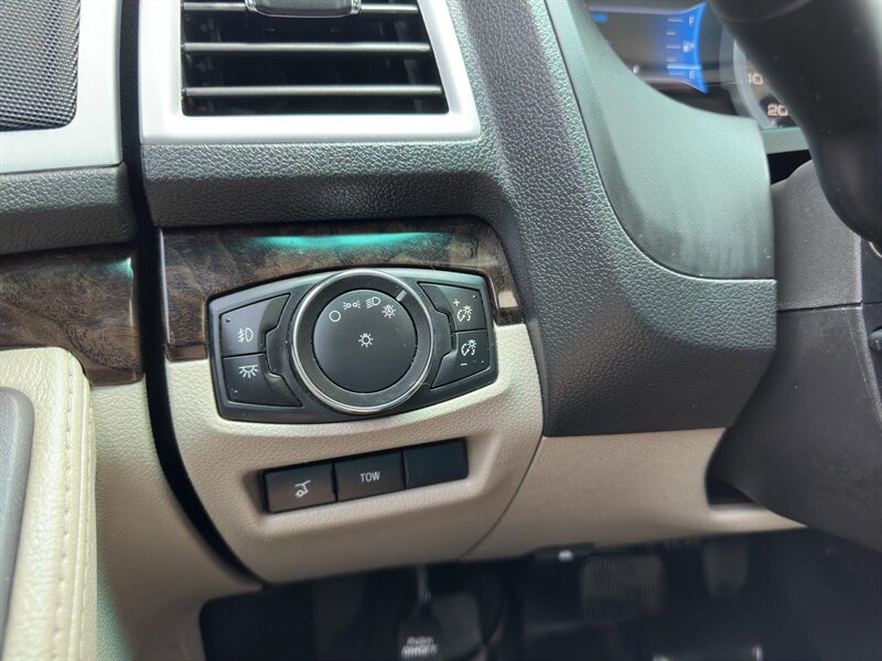 2014 Ford Explorer Limited - Photo 26 - Indianapolis, IN 46234