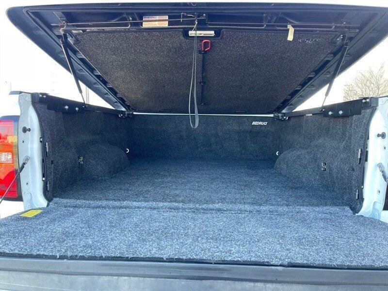 2015 Chevrolet Silverado 2500 LTZ - Photo 41 - Indianapolis, IN 46234