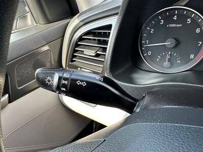 2017 Hyundai ELANTRA SE   - Photo 16 - Indianapolis, IN 46234