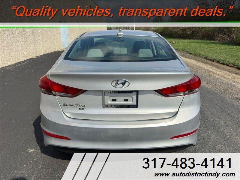 2017 Hyundai ELANTRA SE - Photo 5 - Indianapolis, IN 46234