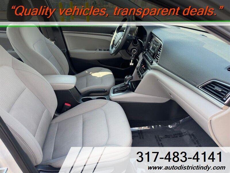 2017 Hyundai ELANTRA SE - Photo 13 - Indianapolis, IN 46234