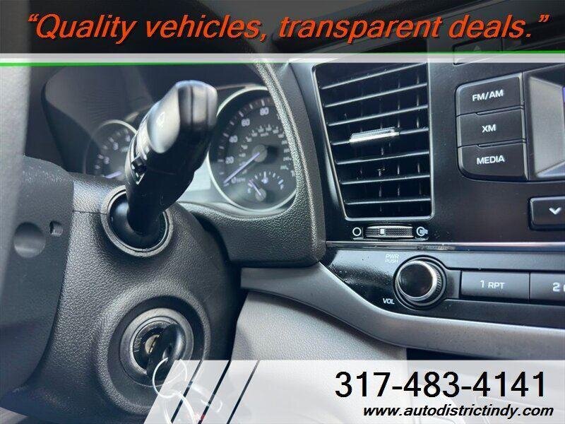 2017 Hyundai ELANTRA SE - Photo 20 - Indianapolis, IN 46234