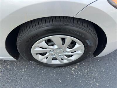 2017 Hyundai ELANTRA SE   - Photo 33 - Indianapolis, IN 46234