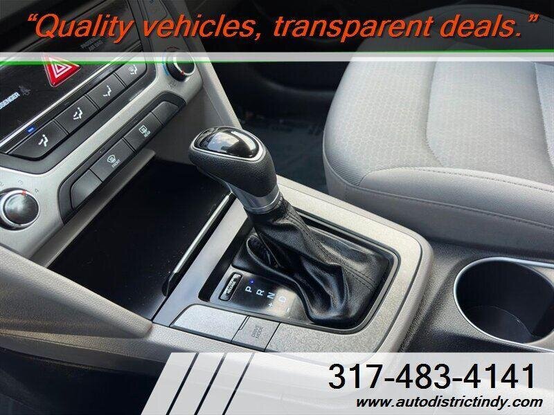 2017 Hyundai ELANTRA SE - Photo 23 - Indianapolis, IN 46234