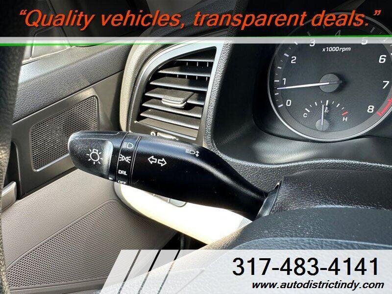 2017 Hyundai ELANTRA SE - Photo 16 - Indianapolis, IN 46234