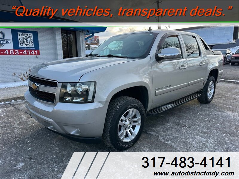 2008 Chevrolet Avalanche LT   - Photo 1 - Indianapolis, IN 46234