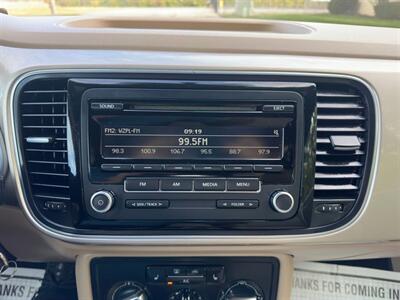 2014 Volkswagen Beetle Convertible 1.8T - Photo 20 - Indianapolis, IN 46234