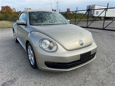 2014 Volkswagen Beetle Convertible 1.8T - Photo 9 - Indianapolis, IN 46234