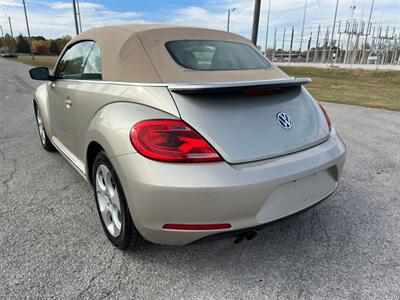 2014 Volkswagen Beetle Convertible 1.8T - Photo 12 - Indianapolis, IN 46234