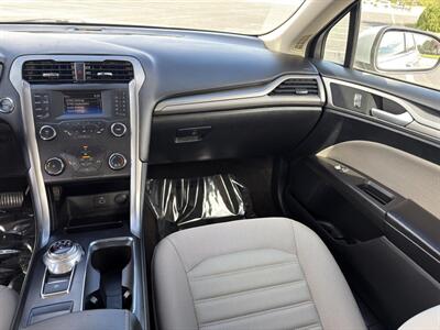 2019 Ford Fusion S   - Photo 9 - Indianapolis, IN 46234
