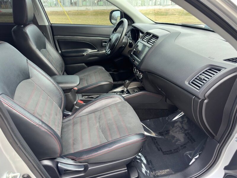 2018 Mitsubishi Outlander Sport SE - Photo 14 - Indianapolis, IN 46234