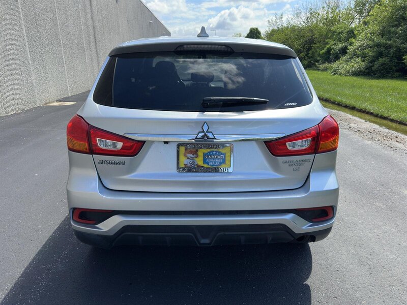 2018 Mitsubishi Outlander Sport SE - Photo 5 - Indianapolis, IN 46234