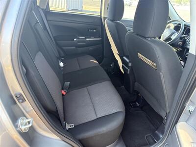 2018 Mitsubishi Outlander Sport ES   - Photo 12 - Indianapolis, IN 46234