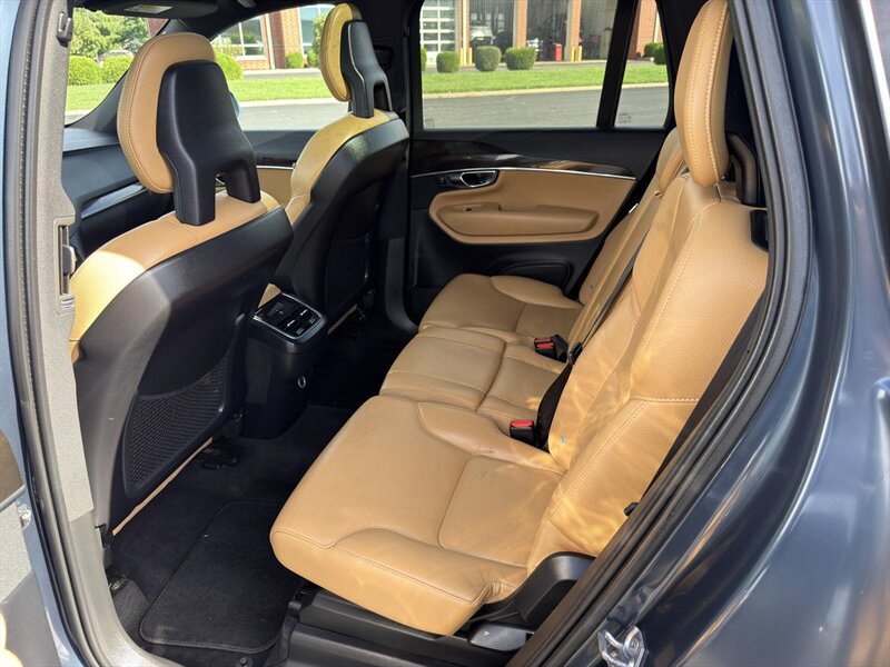 2018 Volvo XC90 T6 Momentum - Photo 11 - Indianapolis, IN 46234