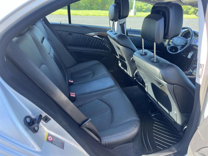 2008 Mercedes-Benz E 550 - Photo 13 - Indianapolis, IN 46234