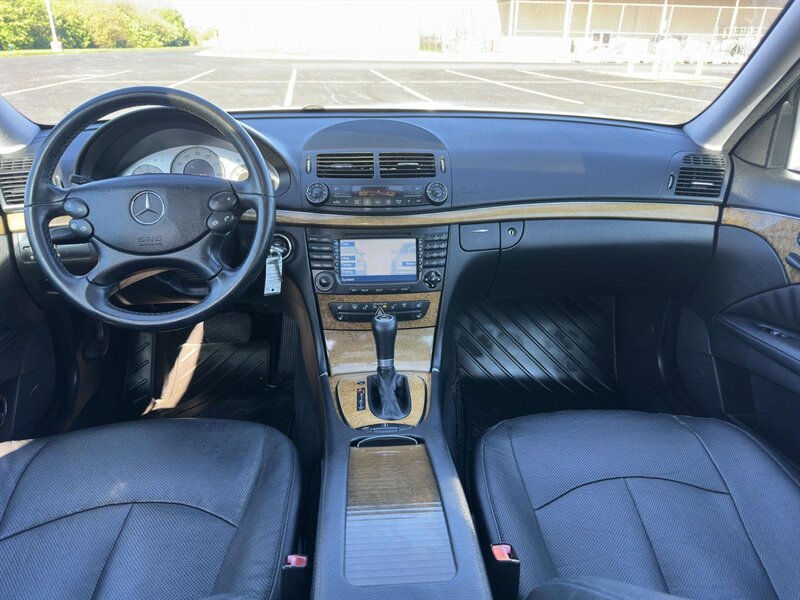 2008 Mercedes-Benz E 550 - Photo 7 - Indianapolis, IN 46234