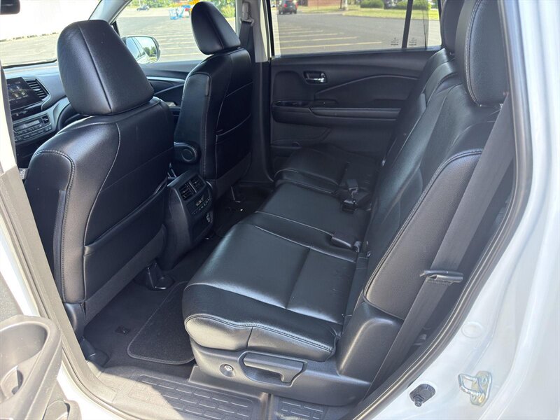 2021 Honda Pilot SE - Photo 11 - Indianapolis, IN 46234