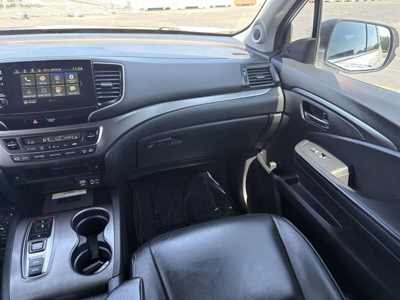 2021 Honda Pilot SE - Photo 9 - Indianapolis, IN 46234