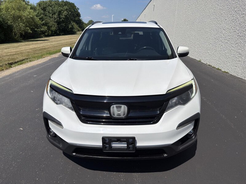 2021 Honda Pilot SE - Photo 2 - Indianapolis, IN 46234