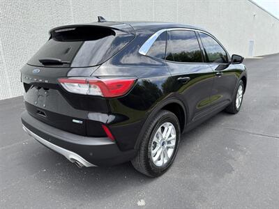 2020 Ford Escape SE   - Photo 4 - Indianapolis, IN 46234