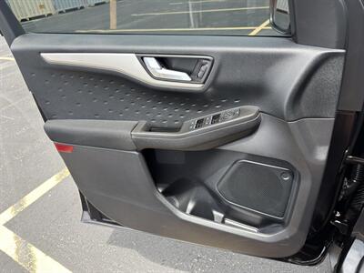 2020 Ford Escape SE   - Photo 31 - Indianapolis, IN 46234