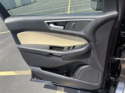 2019 Ford Edge SEL   - Photo 38 - Indianapolis, IN 46234