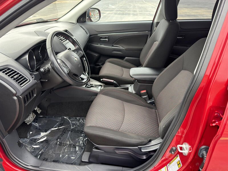 2019 Mitsubishi Outlander Sport ES - Photo 7 - Indianapolis, IN 46234
