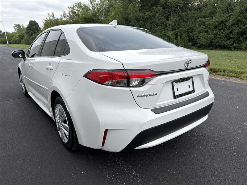 2020 Toyota Corolla LE - Photo 6 - Indianapolis, IN 46234