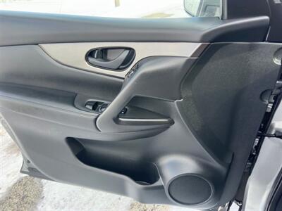 2018 Nissan Rogue Sport S   - Photo 23 - Indianapolis, IN 46234