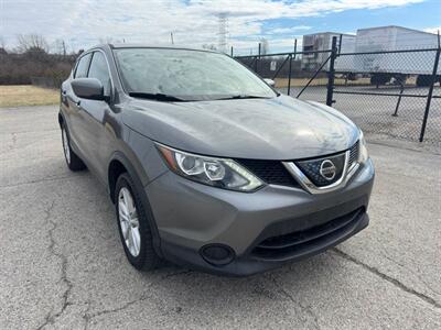 2018 Nissan Rogue Sport S   - Photo 3 - Indianapolis, IN 46234
