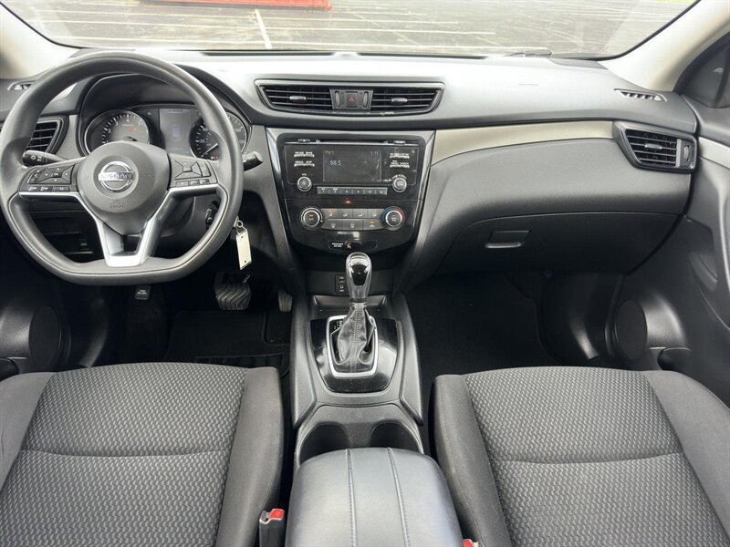 2018 Nissan Rogue Sport S - Photo 8 - Indianapolis, IN 46234