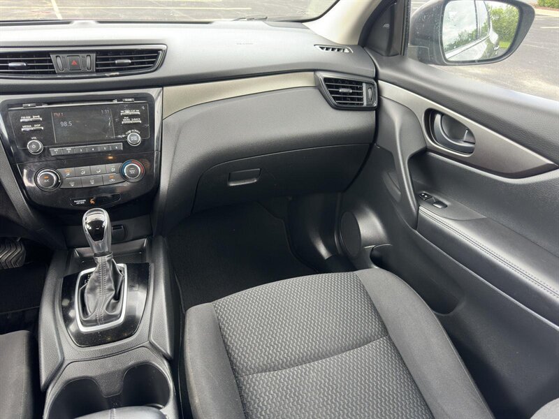 2018 Nissan Rogue Sport S - Photo 9 - Indianapolis, IN 46234