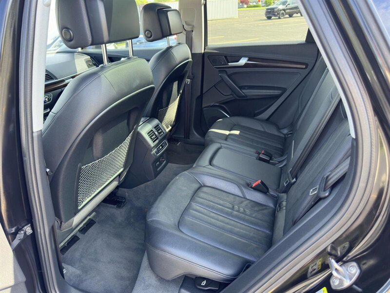 2020 Audi Q5 45 Premium Plus quattro - Photo 11 - Indianapolis, IN 46234