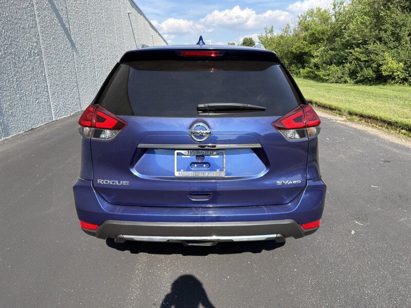 2017 Nissan Rogue S - Photo 5 - Indianapolis, IN 46234