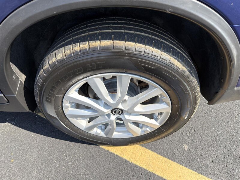 2017 Nissan Rogue S - Photo 38 - Indianapolis, IN 46234