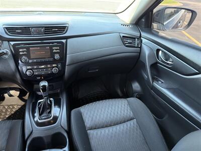 2017 Nissan Rogue S - Photo 9 - Indianapolis, IN 46234