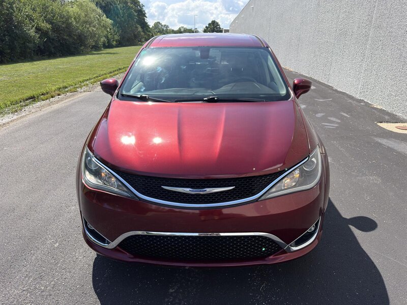 2019 Chrysler Pacifica Touring Plus - Photo 2 - Indianapolis, IN 46234