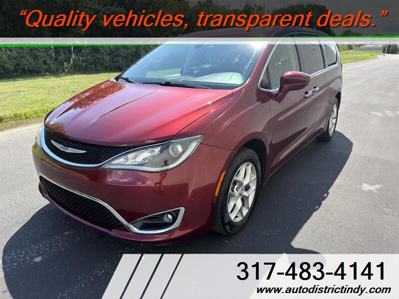 2019 Chrysler Pacifica Touring Plus   - Photo 1 - Indianapolis, IN 46234
