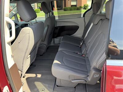 2019 Chrysler Pacifica Touring Plus - Photo 11 - Indianapolis, IN 46234